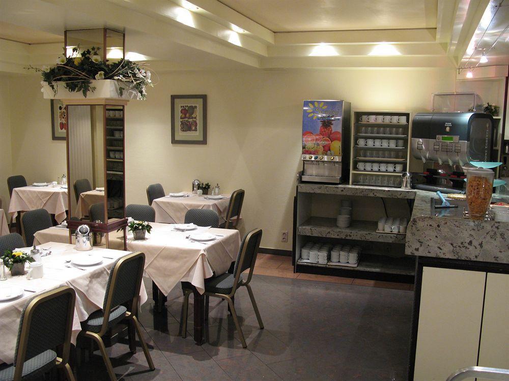 Hotel Best Western County House Saint-Gilles 레스토랑 사진