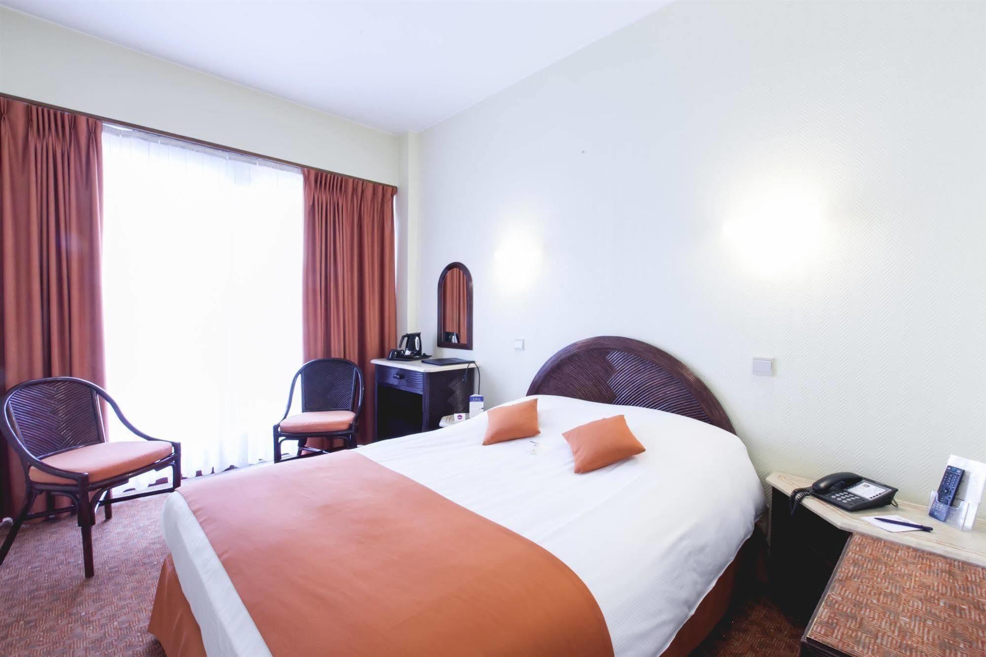 Hotel Best Western County House Saint-Gilles 외부 사진