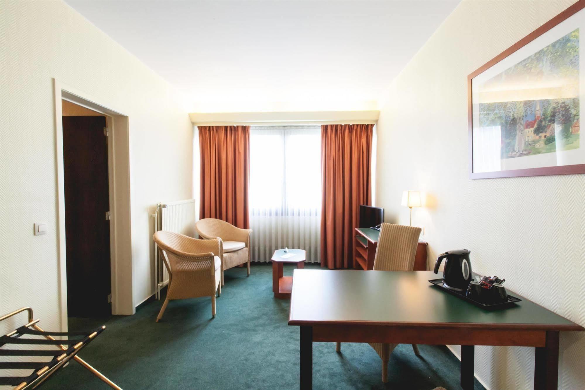 Hotel Best Western County House Saint-Gilles 외부 사진